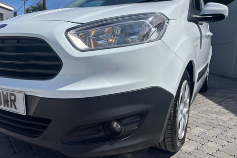 Ford Transit Courier Trend 1.0 Ecoboost 100ps Panel Van - Tailgate / Air Con 19