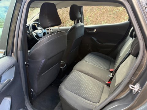 Ford Fiesta ZETEC 18