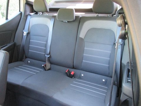 Dacia Sandero 1.0 TCe Comfort Euro 6 (s/s) 5dr 27