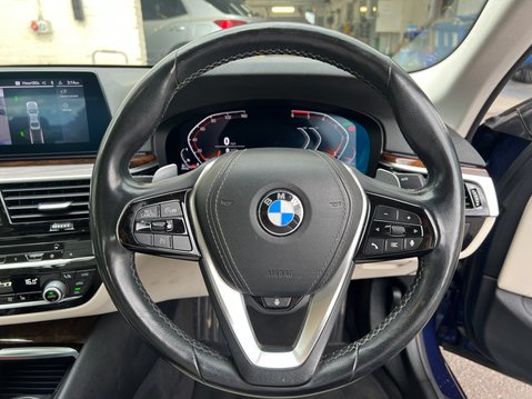BMW 5 Series (Sold) 3.0 530d SE Saloon 4dr Diesel Auto xDrive Euro 6 (s/s) (265 ps) 19