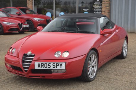 Alfa Romeo Spider V6 Lusso 3