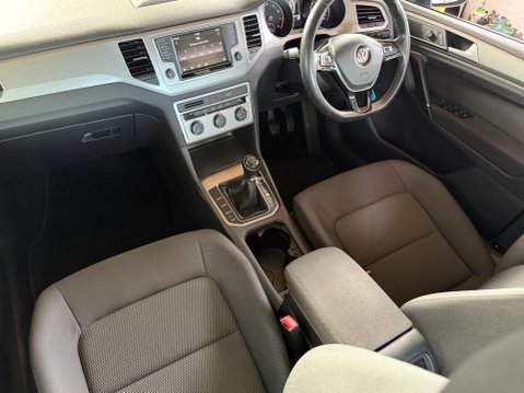 Volkswagen Golf SV SE TSI 24