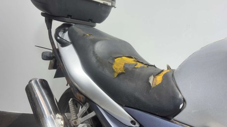 Kawasaki ZR Z750 2002 35K RUNNING PROJECT BIKE 750CC TOUER COMMUTER 12