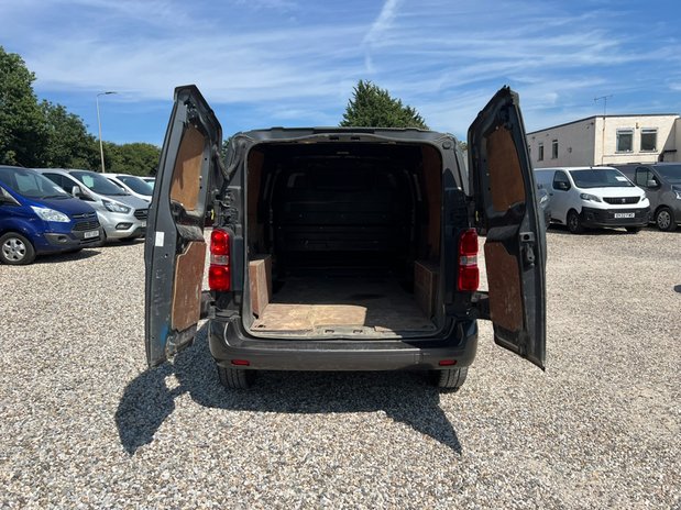 Citroen Dispatch MWB L2H1 (SOLD) Low Roof Driver 3100 Air Con Cruise EURO 6 NO VAT 11