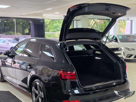 Audi A4 2.0 TFSI 40 Black Edition S Tronic Euro 6 (s/s) 5dr 47