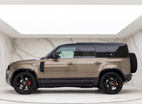 Land Rover Defender 110 X P400e 2