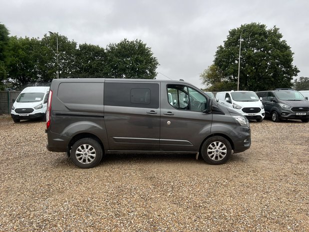 Ford Transit Custom Crew Cab SWB L1H1 Limited 300 CAT N Air Con Alloys Cam EURO 6 NO VAT 5
