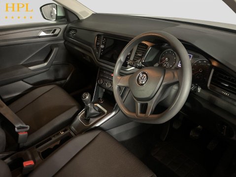 Volkswagen T-Roc 1.0 TSI GPF S SUV 5dr Petrol Manual Euro 6 (s/s) (115 ps) Air Con - Alloy W 12