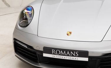 Porsche 911 Carrera 4S Cabriolet (992) 24