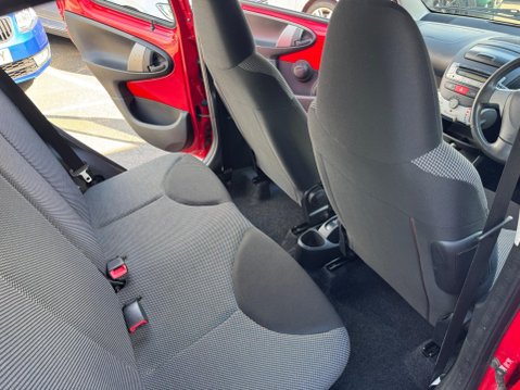 Toyota Aygo VVT-I MOVE 18