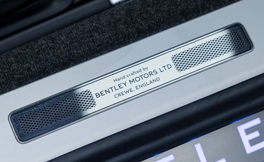 Bentley Continental GTC V8 29