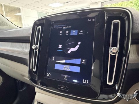 Volvo XC40 1.5 T3 Inscription Auto Euro 6 (s/s) 5dr 36