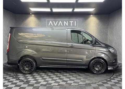 Ford Transit Custom 2.0 300 EcoBlue Limited Panel Van 5dr Diesel Manual L1 H1 Euro 6 (s/s) (130 9