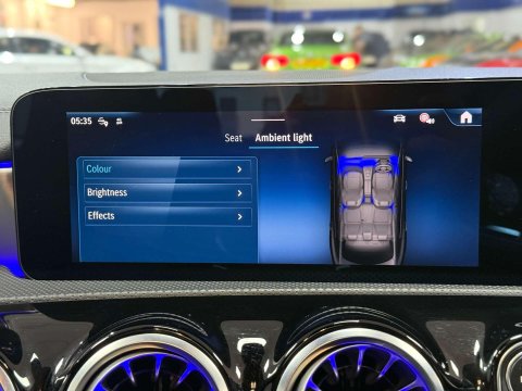 Mercedes-Benz CLA Class 2.0 CLA220d AMG Line (Premium Plus) Coupe 4dr Diesel 8G-DCT Euro 6 (s/s) (1 53