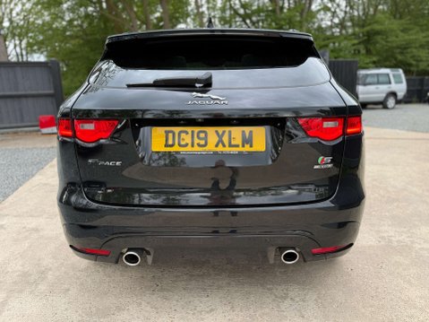 Jaguar F-Pace 3.0 F-PACE S AWD D Auto 4WD 5dr 30