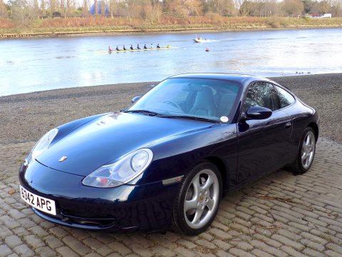 Porsche 911 CARRERA 4 51