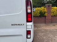 Renault Trafic 1.6 Trafic SL27 Sport Nav dCi 18
