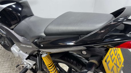 Honda CBF125 CBF 125 2011 10K NEW MOT 125CC LEARNER BIKE VERY CLEAN 20