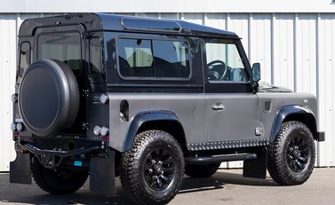 Land Rover Defender 90 Autobiography Edition 7