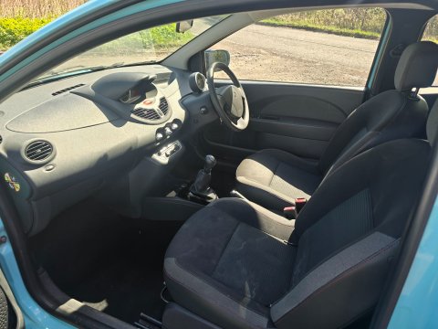 Renault Twingo DYNAMIQUE 7