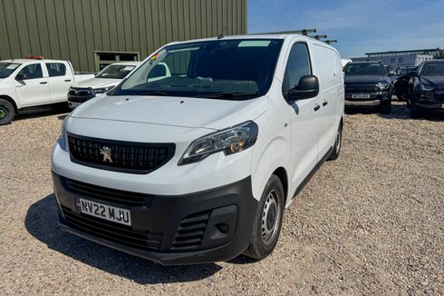 Peugeot Expert MWB L2H1 Low Roof Professional Premium 2700 Air Con EURO 6