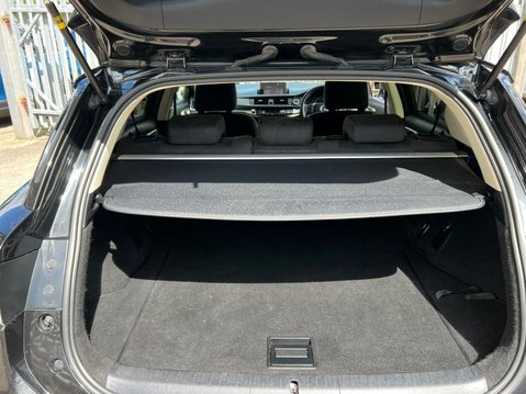 Lexus CT 200H SE 26