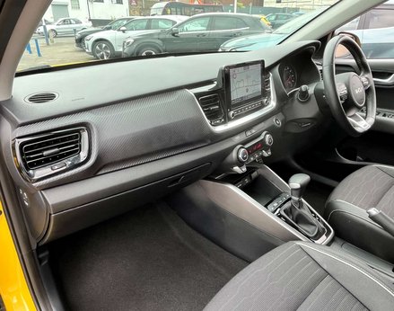 Kia Stonic 1.0 Stonic GT-Line S ISG MHEV Semi-Auto 5dr 17