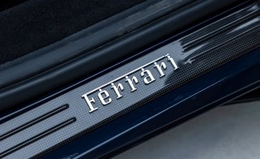 Ferrari F8 SPIDER 30