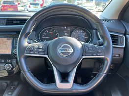 Nissan Qashqai 1.3 Qashqai N-Connecta DiG-T 5dr 19