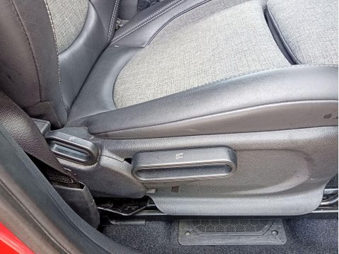 Mini Countryman 1.5 Cooper Auto 6Spd ALL4 Euro 6 (s/s) 5dr 31