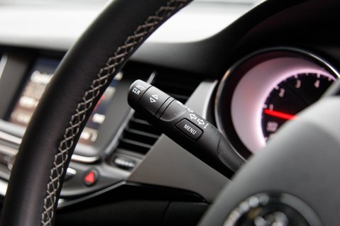 Vauxhall Astra SRI VX LINE NAV 16