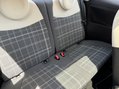 Fiat 500 LOUNGE MHEV 25