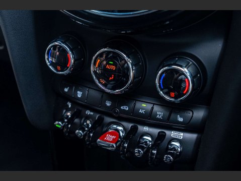 Mini Hatch 2.0 John Cooper Works Auto 3dr 16