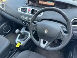 Renault Scenic 1.6 VVT Dynamique TomTom Euro 5 5dr 2