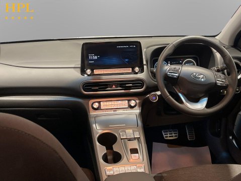Hyundai KONA 39kWh Premium SUV 5dr Electric Auto (10.5kW Charger) (136 ps) 19