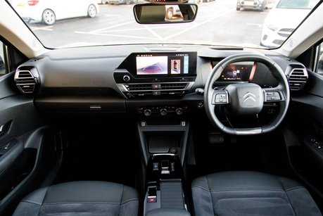 Citroen C4 PURETECH SHINE PLUS S/S EAT8