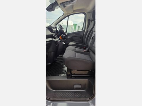Renault Trafic SL28 BUSINESS 2.0 DCI 130ps EU6 SWB 12