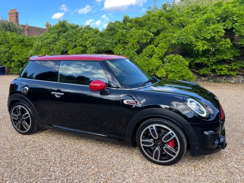Mini Hatch 2.0 John Cooper Works Hatchback 3dr Petrol Steptronic Euro 6 (s/s) (231 ps) 24