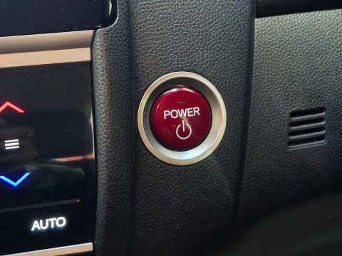 Honda Fit 1.5 VVTi Hybrid 25