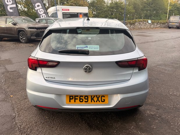 Vauxhall Astra ELITE NAV 6