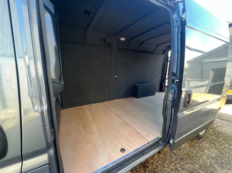 Peugeot Boxer BLUEHDI 435 L4H2 PROFESSIONAL P/V 16