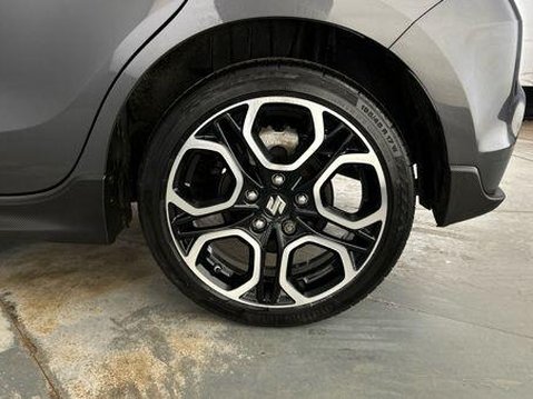 Suzuki Swift SPORT BOOSTERJET MHEV 7