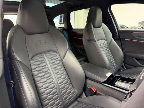 Audi RS6 4.0 TFSI V8 Performance Estate 5dr Petrol Tiptronic quattro Euro 6 (s/s) (6 26