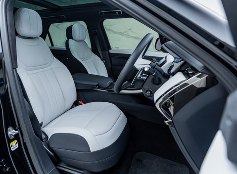 Land Rover Range Rover Sport P530 First Edition 15