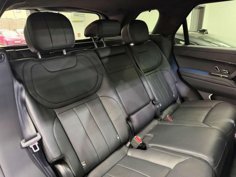 Land Rover Range Rover Sport 3.0 P440e 38.2kWh Autobiography SUV 5dr Petrol Plug-in Hybrid Auto 4WD Euro 47