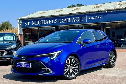 Toyota Corolla 1.8 Corolla Design HEV CVT 5dr