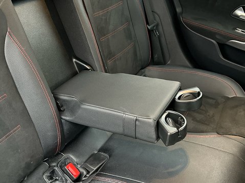 Mercedes-Benz A Class A 200 D AMG LINE PREMIUM 37