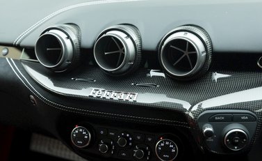 Ferrari F12 Berlinetta 16