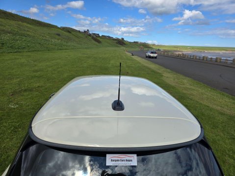 Mini Hatch 1.5 One Euro 6 (s/s) 3dr 39