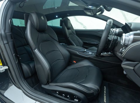 Ferrari GTC4 Lusso V12 14